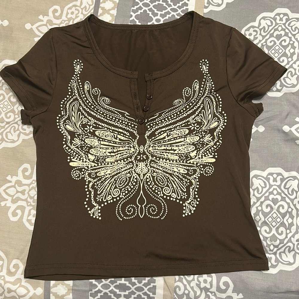 Brown crop w butterfly design